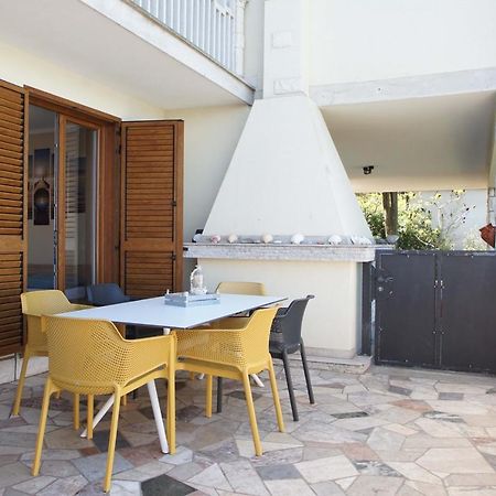 Apartmaji Pri Bosi Nogi Izola Exteriör bild