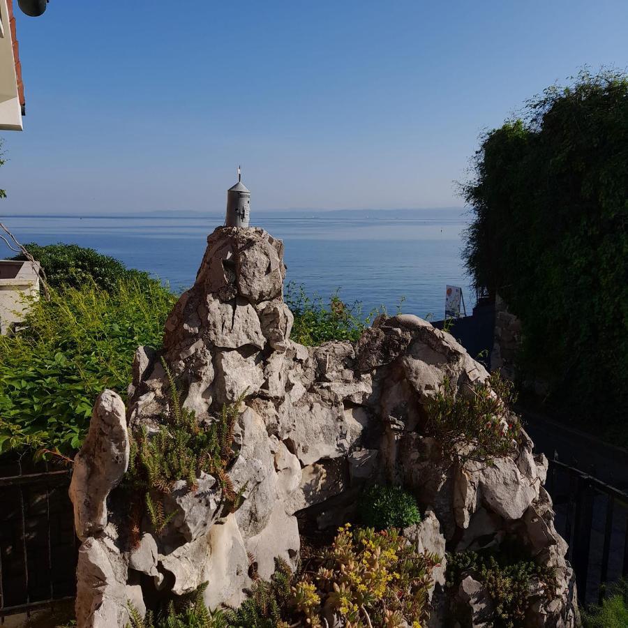 Apartmaji Pri Bosi Nogi Izola Exteriör bild