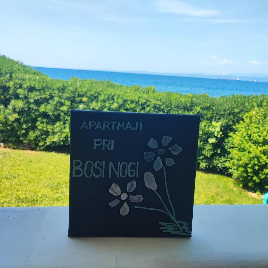 Apartmaji Pri Bosi Nogi Izola Exteriör bild