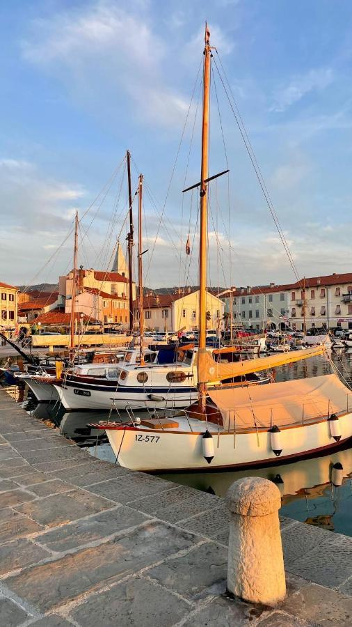 Apartmaji Pri Bosi Nogi Izola Exteriör bild