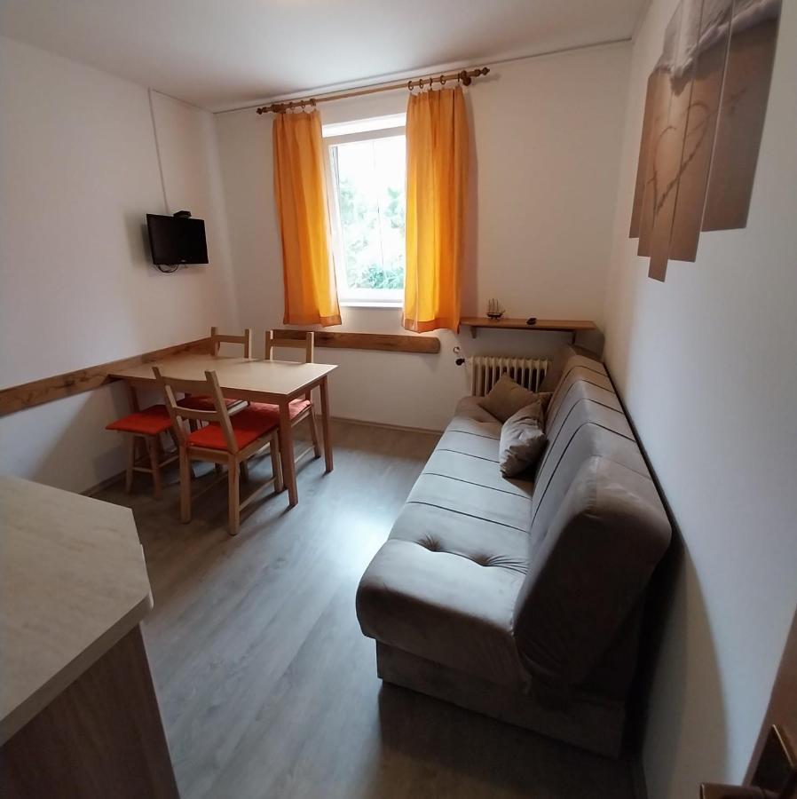 Apartmaji Pri Bosi Nogi Izola Exteriör bild