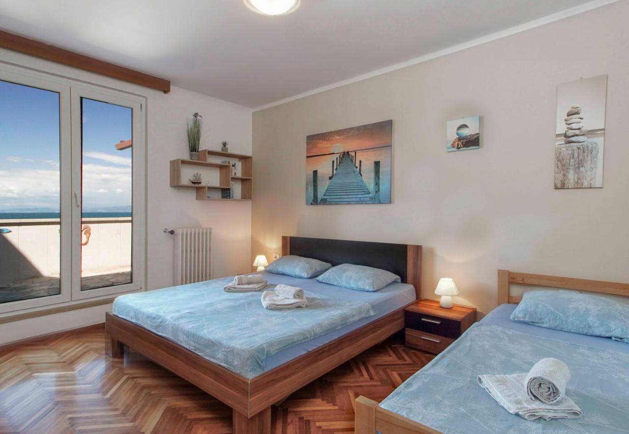 Apartmaji Pri Bosi Nogi Izola Exteriör bild